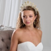 Photograph: Arianna Lilibet Statement Leaf, Pearl and Crystal Bridal Crown AR763 (couronne de mariée en feuilles, perles et cristal)