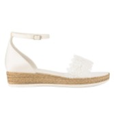 Fotograf: Avalia Bahia Elfenbein Spitze und Satin Boho Espadrille Sandalen