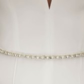 Fotograf: Bianco Schmaler Perlenverzierter Satin-Brautkleidgürtel