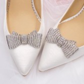 Photograph: Clips de chaussures Tiffany en argent avec nœud diamanté