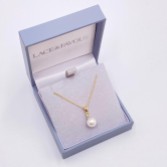Photograph: Evie Gold Dainty Pearl Pendant Necklace