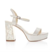 Photograph: Freya Rose Gigi Ivory Suede Chunky Platform Sandals (Sandales à plateforme en daim)