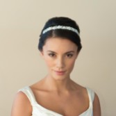 Photograph: Ivory and Co Bandeau de mariée Natalia avec ornements en cristal