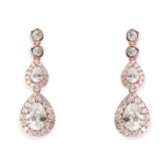 Photograph: Ivory and Co Boucles d'oreilles mariage en cristal de Sorbonne (or rose)