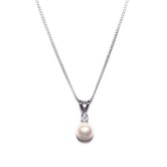 Fotograf: Ivory and Co Klassische Perlen-Anhänger-Halskette