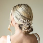 Photograph: Ivory and Co Peigne à cheveux de mariage en perles argentées Seaspray