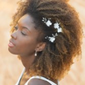 Photograph: Ivory and Co Set d'épingles à cheveux Floret Silver Crystal and Pearl Flower