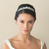 Fotografia: Ivory and Co Tiara da sposa impreziosita da cristalli Clementine