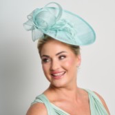 Fotograf: Mintgrün große Sinamay Scheibe Hochzeit Fascinator