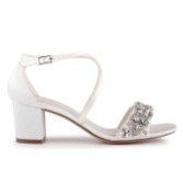 Photograph: Paradox London Evangeline Ivory Satin Embellished Low Block Heel Sandals (Sandales à petits talons en satin ivoire)