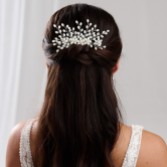 Photograph: Peigne à cheveux Cascade Pearl Spray Wedding