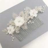 Photograph: Peigne à cheveux Isabella Opal Crystal Flowers and Silver Lace Leaves