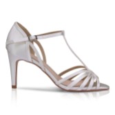 Photograph: Perfect Bridal Bryony Dyeable Ivory Satin Strappy T-Bar Sandals (Sandales à lanières en satin ivoire)