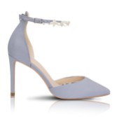 Fotografia: Perfect Bridal Ella, scarpe da tribunale con cinturino alla caviglia in pelle scamosciata blu Keshi Pearl