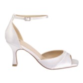 Fotograf: Perfect Bridal Misha Dyeable Ivory Satin Square Toe Mid Heel Sandals