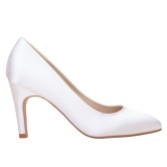Fotografia: Perfect Bridal Scarpe da sposa classiche in raso Parker colorabile avorio