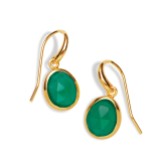 Photograph: Sarah Alexander Pendants d'oreilles Nubia en Onyx vert et or