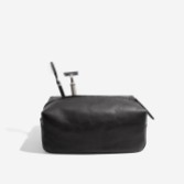 Photograph: Stackers Sac de lavage noir pour hommes