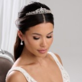 Fotografia: Tiara da sposa in oro con cristalli cubici di zirconia di Downton