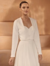 Fotografia: Bianco Avorio - Cardigan da sposa a maniche lunghe in maglia E437