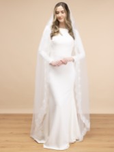Fotografia: Perfect Bridal Velo da cattedrale avorio a un piano con bordo in pizzo Chantilly
