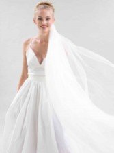 Photograph: Phoenix Single Tier Plain Tulle Veil with Raw Edge