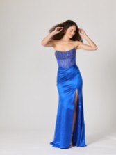Photograph: Tiffanys Braylee Robe de bal de fin d'année bleu royal TFY