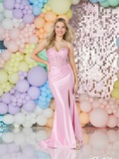 Fotograf: Tiffanys Hope Rosa Abschlussballkleid