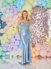 Fotograf: Tiffanys Vivian Staubig Blaues Ballkleid