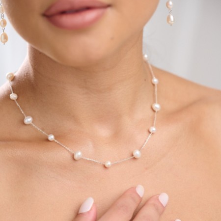 Elenoa Dainty Pearl Chain Necklace