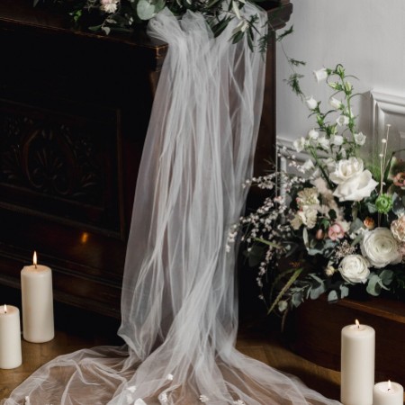 Linzi Jay Ivory Single Tier Chapel Veil with 3D Flowers LA614