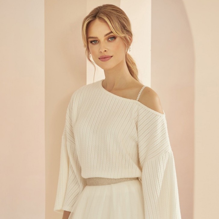 Bianco Ivory Knitted One Shoulder Bridal Sweater E366