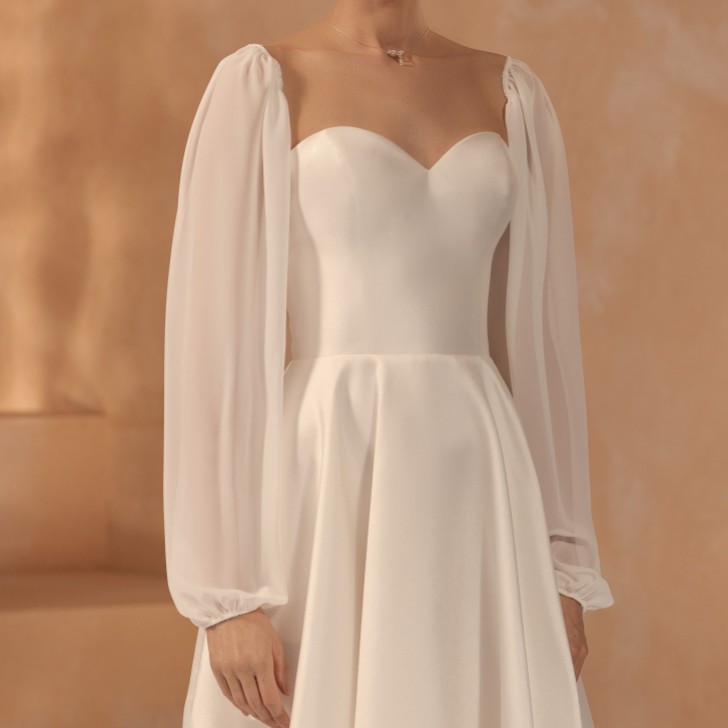 Bianco Ivory Long Chiffon Dress Sleeves