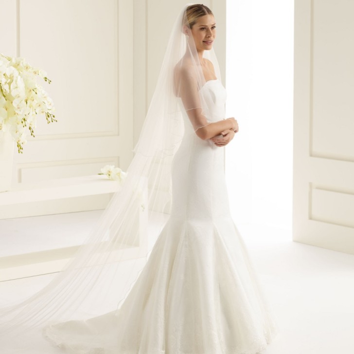 Bianco Plain Two Tier Cathedral Veil with Corded Edge S143
