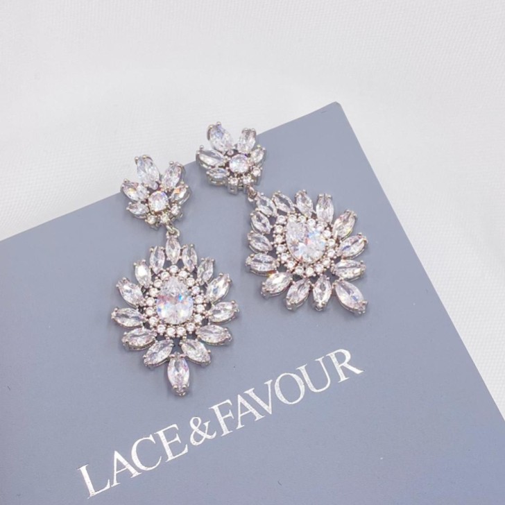 Boucles d'oreilles chandelier en CZ de Valencia