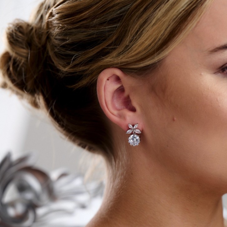 Boucles d'oreilles Solitaire Dainty CZ Crystal Leaves