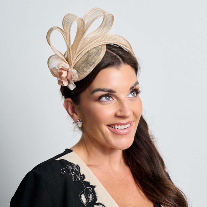 Champagne Simple Side Pleat Sinamay Wedding Fascinator