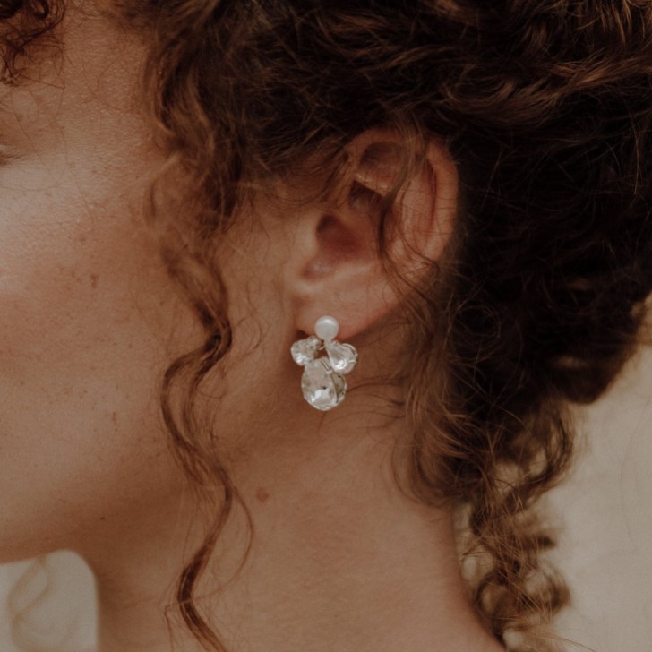 Hermione Harbutt Boucles d'oreilles Beatrice en cristal