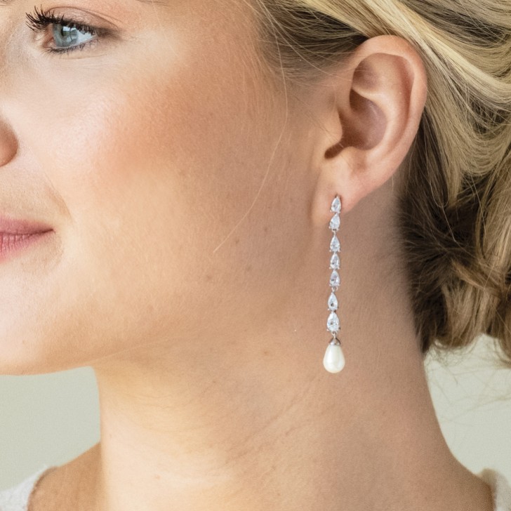 Ivory and Co Orecchini a goccia lunghi di perle in argento Melbourne