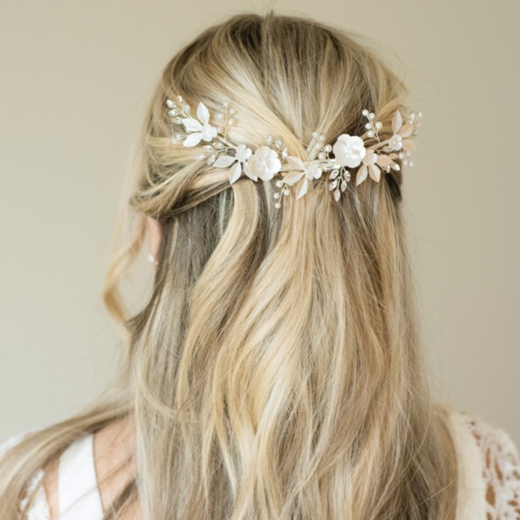 Ivory and Co Silber Blüte Kristall und Perle Blumensichel Haarspange