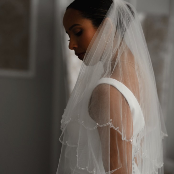 Linzi Jay Beaded Scalloped Edge Fingertip Veil with Crystal Drops TLV8505