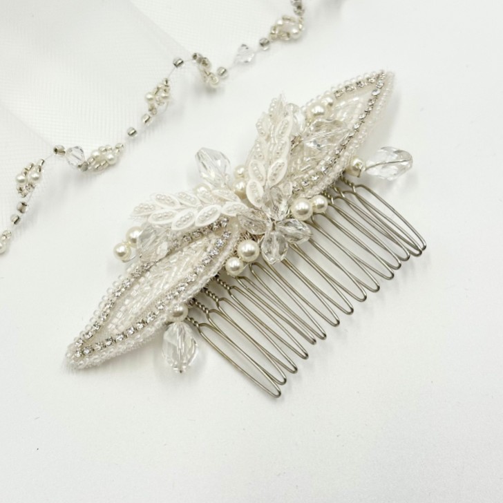 Peigne à cheveux Astoria d'inspiration vintage avec feuilles perlées