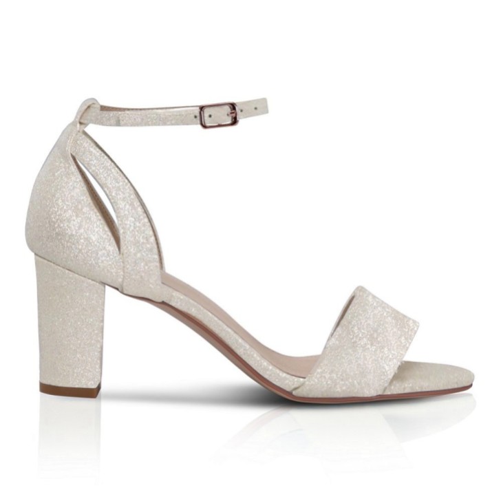 Perfect Bridal Andrea Gold Glitter Block Heel Ankle Strap Sandals (Sandales à talons hauts et à paillettes)