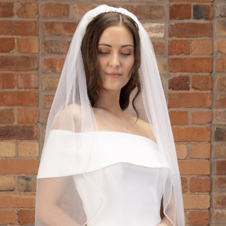Perfect Bridal Ivory Single Tier Pearl and Crystal Edge Fingertip Veil