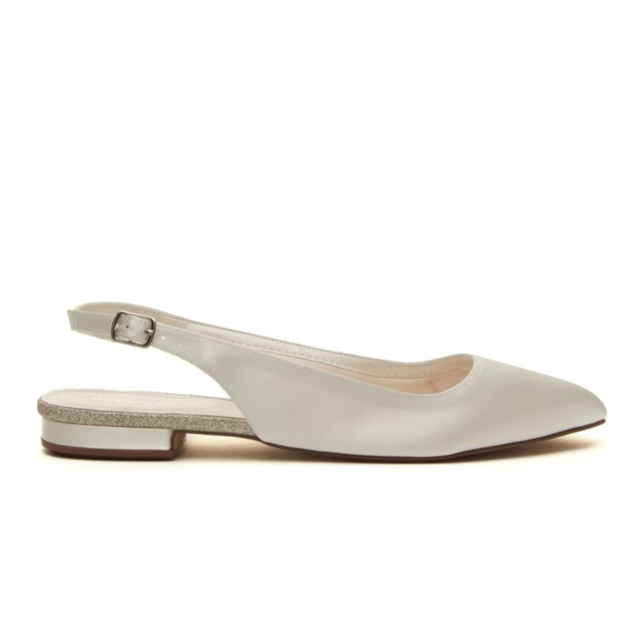 Rainbow Club Alise Ivory Dyeable Satinback Slingback Pointed Pumps (escarpins pointus en satin ivoire)