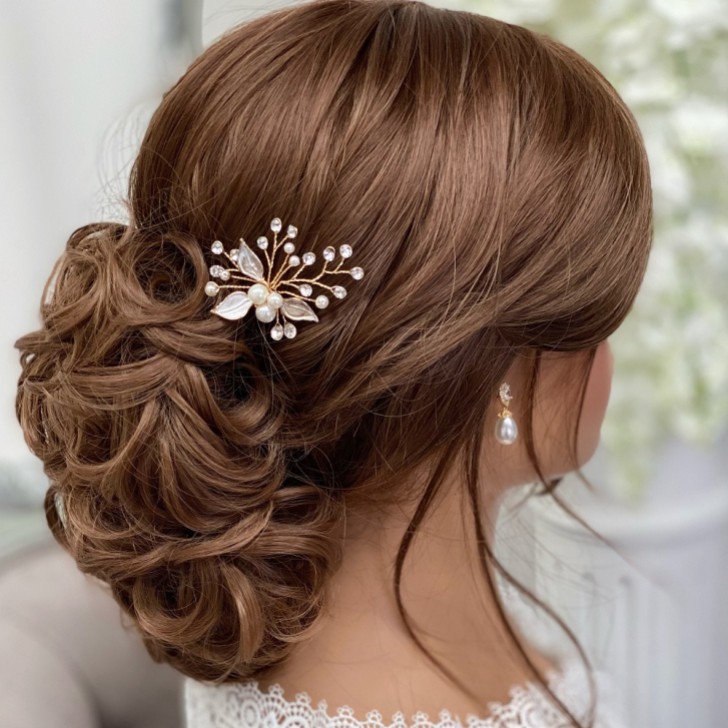 Romance Pearl and Crystal Gold Leaves Hair Pin