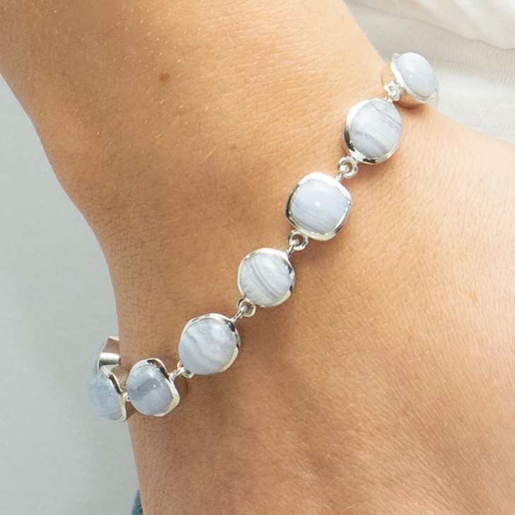 Sarah Alexander Morning Star - Bracelet multi-pierres en agate dentelle bleue