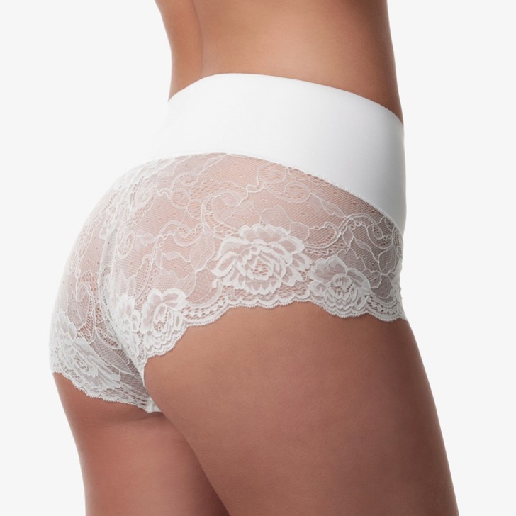 Short de mariée en dentelle taille moyenne ivoire