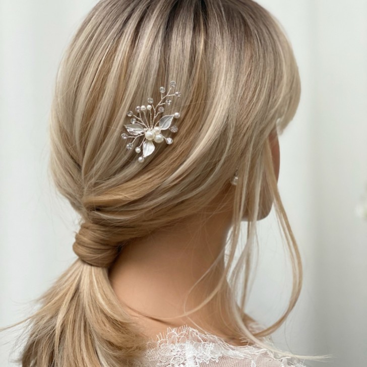 Spilla per capelli romantica con perle e cristalli d'argento