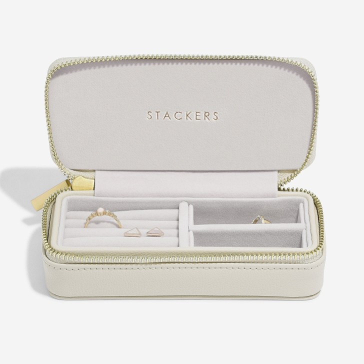 Stackers Oatmeal Zipped Travel Jewelry Box